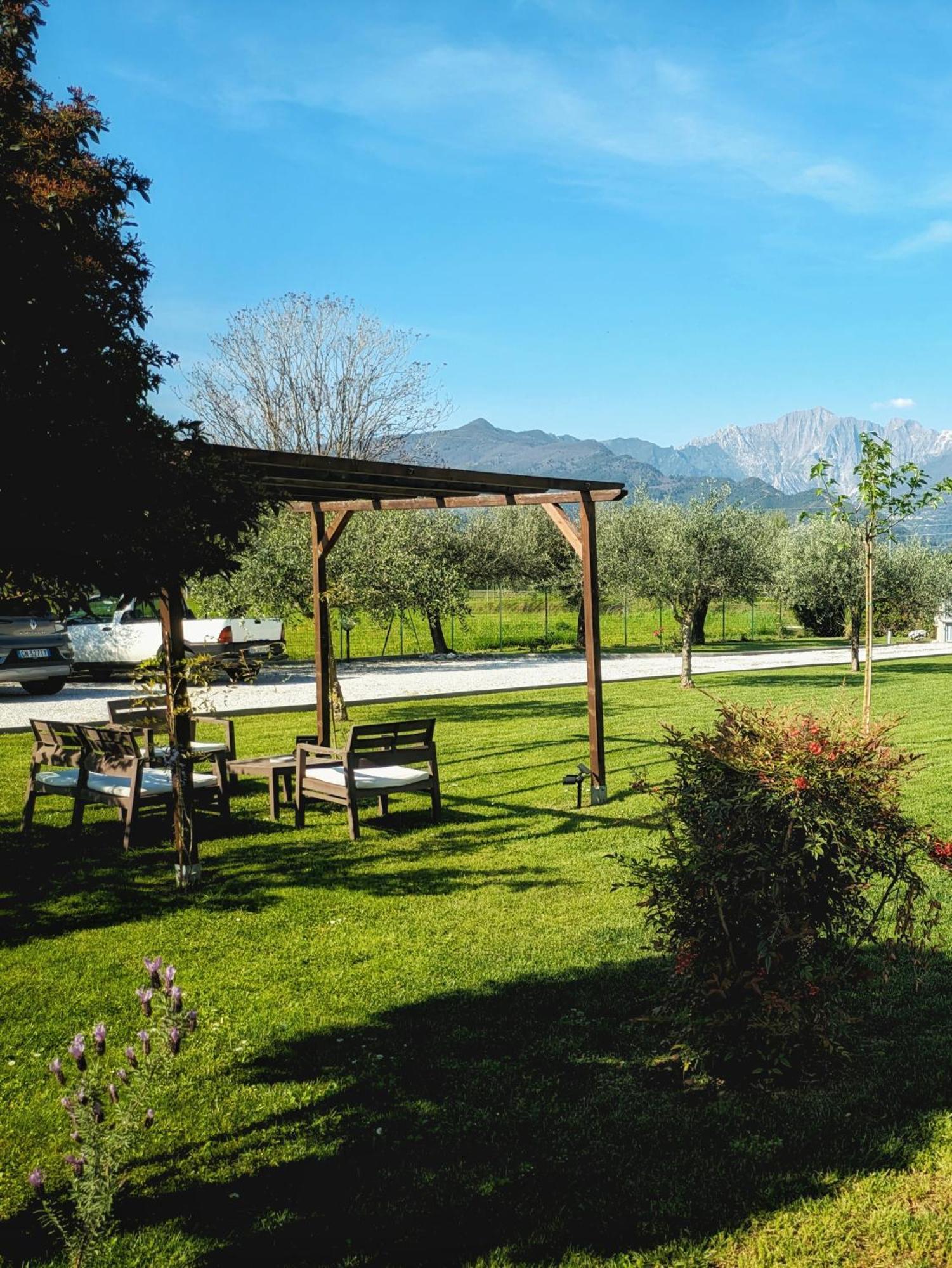 La Bugneta Bed & Breakfast Pietrasanta Exterior photo